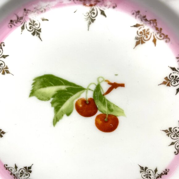 Set of 5 Vintage RS Prussia Dessert Saucers Cherry Design (4 Good + 1 Damaged) - Picture 6 of 10